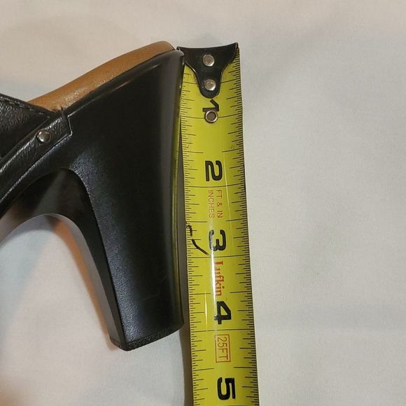 NWOT Söfft Leather Clogs Size 7 ½ - Picture 7 of 7